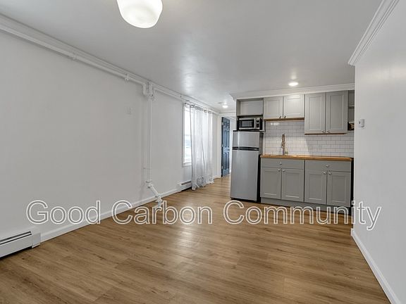 4th image of 1725 Grand Island Blvd #28