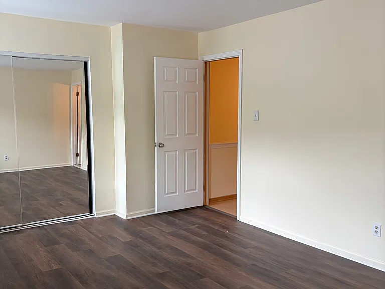 5120 Radnor Ct — Photo 14