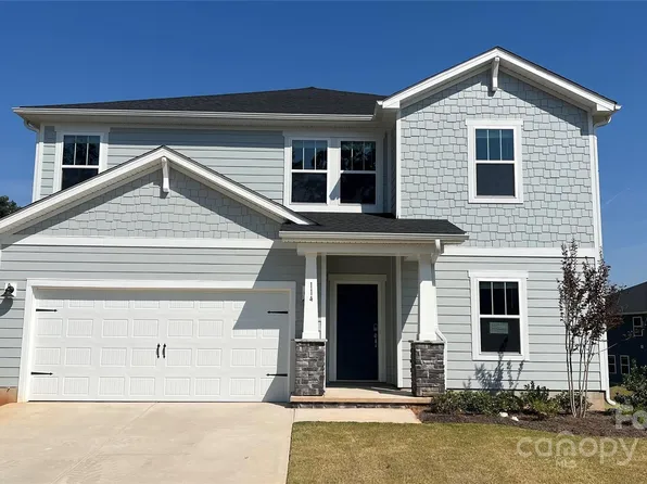 114 Obadiah Ct, Mooresville, NC 28115