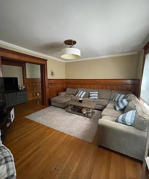 382 Elmwood Ave — Photo 4