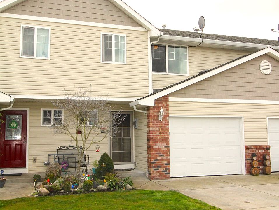 1st image of 3703 NE 80th St