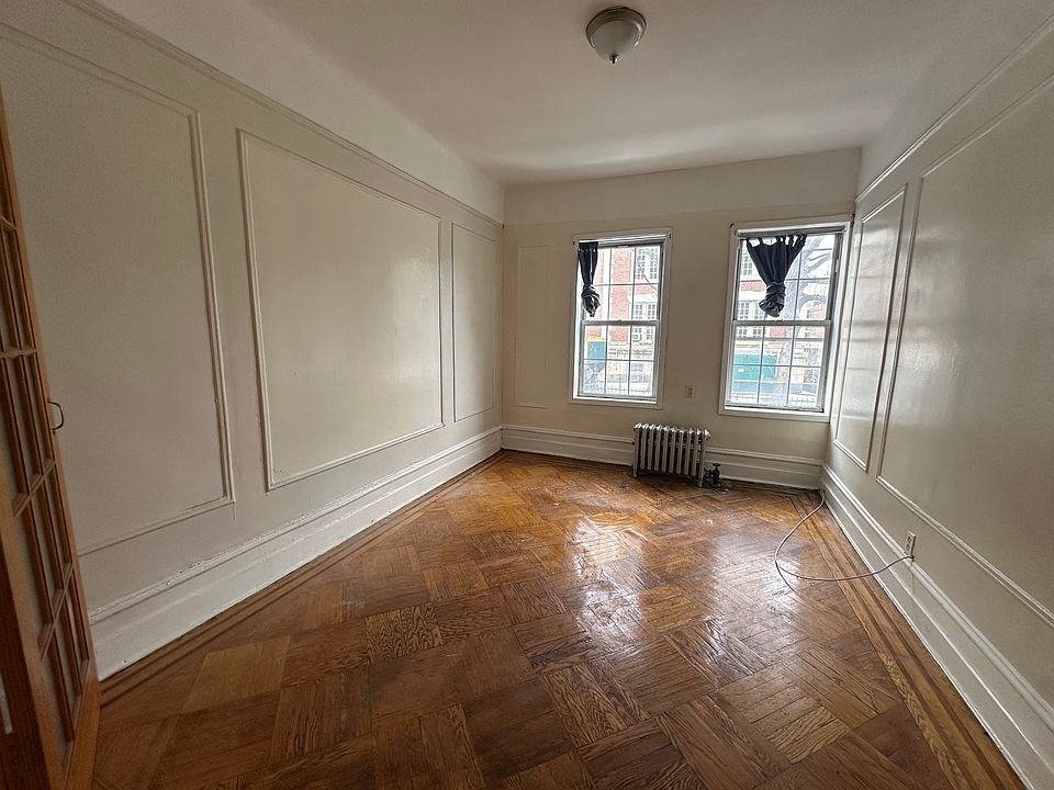 1st image of 28-18 41st Ave #2R