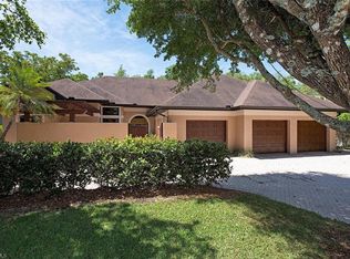 6854 Wellington Dr, Naples, FL 34109