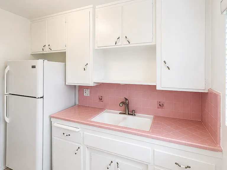 816 N Hayworth Ave #3 — Photo 5