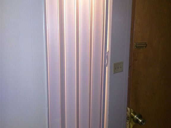 2nd image of 108 Wilcox St #Madlen