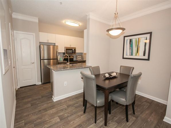 13201 Deerfield Pkwy #421