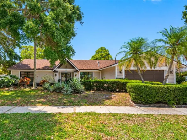 9734 109th Ave, Largo, FL 33773