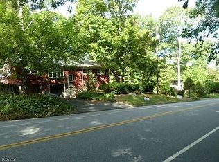 431 Canistear Rd, Stockholm, NJ 07460