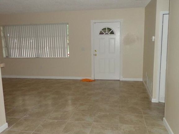 5th image of 11500 NW 45th Pl