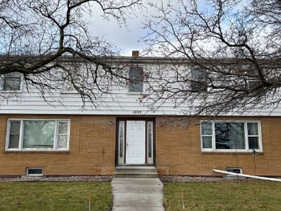 2nd image of 1095 Gillingham Rd APT D