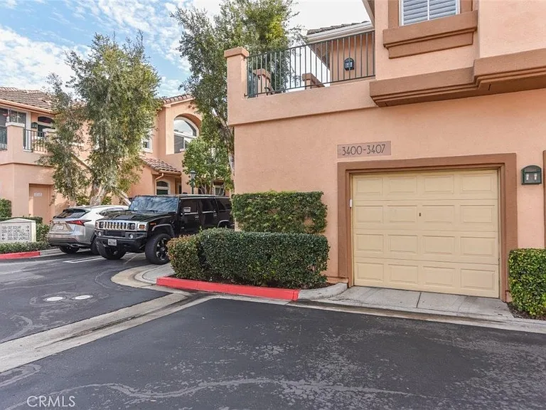 3400 Ladrillo Aisle — Photo 33