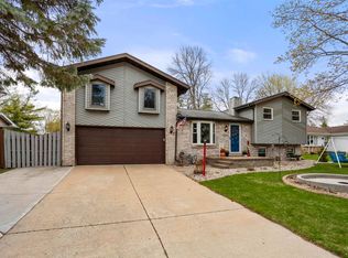 1416 S Rebecca Ln, Appleton, WI 54915