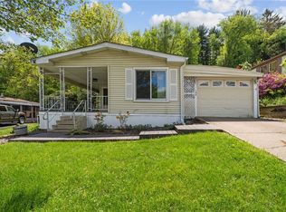150 Sheffield Dr, Delmont, PA 15626