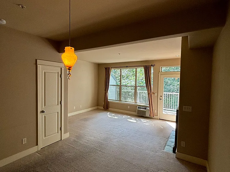 2145 NE 50th Way — Photo 14