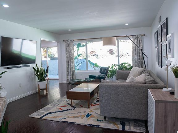 5th image of 2253 Hill Dr