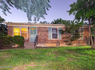 5709 Midnight Ln, Louisville, KY