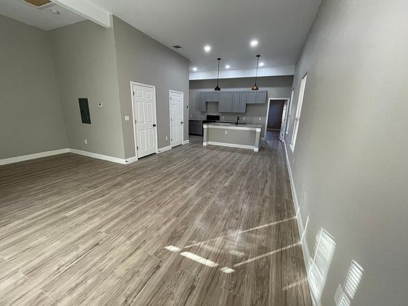 4th image of 1813 Monterey St #2