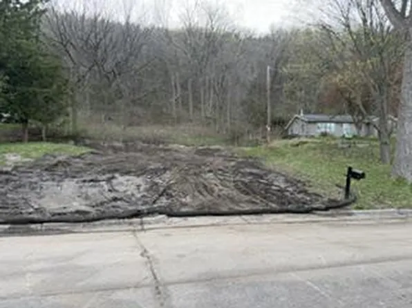 3235 Cliffside Drive, La Crosse, WI 54601