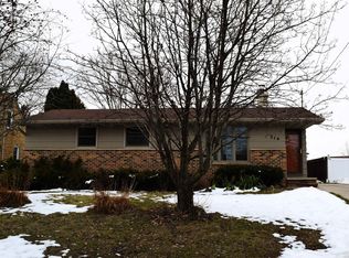 714 S 6th St, De Pere, WI 54115