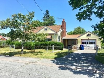 330 Hawes St, New Bedford, MA, 02745