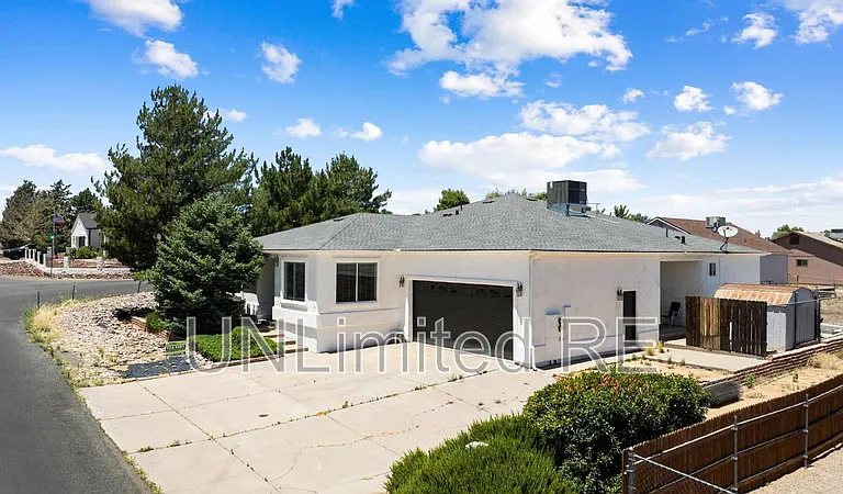 6001 N Tower Ln #A — Photo 2