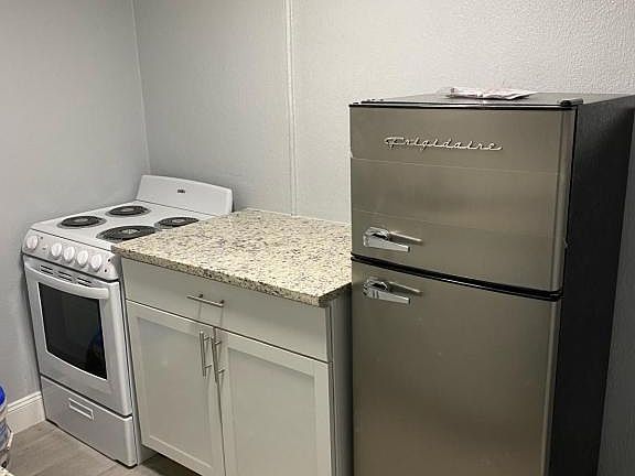 3rd image of 241 N Sandusky St APT 7