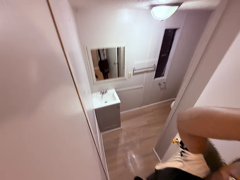 411 Bush St E #10 — Photo 7