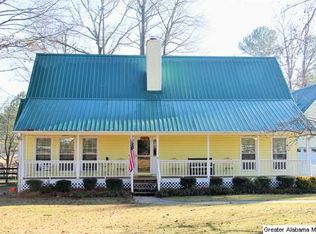 104 Chestnut Ln, Helena, AL 35080