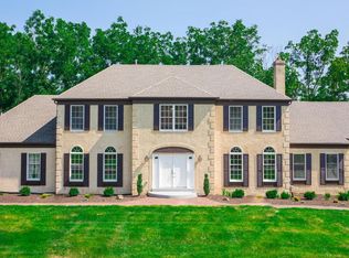 1381 Tanglewood Dr, North Wales, PA 19454