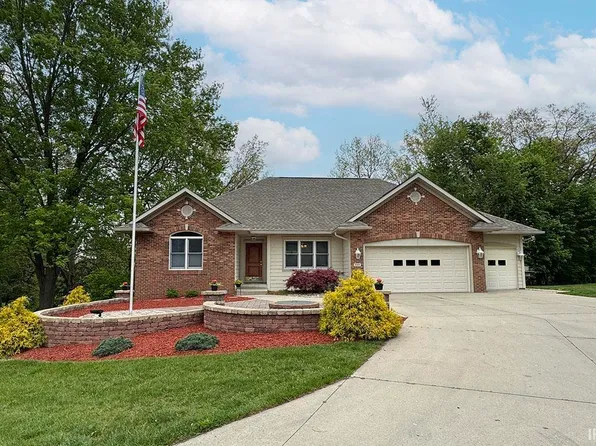830 Walden Ln, Goshen, IN 46526