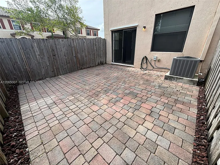 15051 SW 116th St — Photo 18