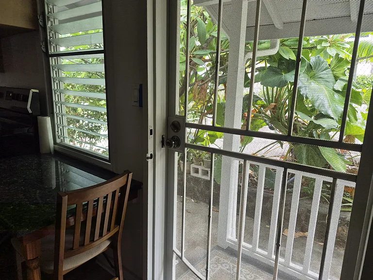 2226 Seaview Ave — Photo 12
