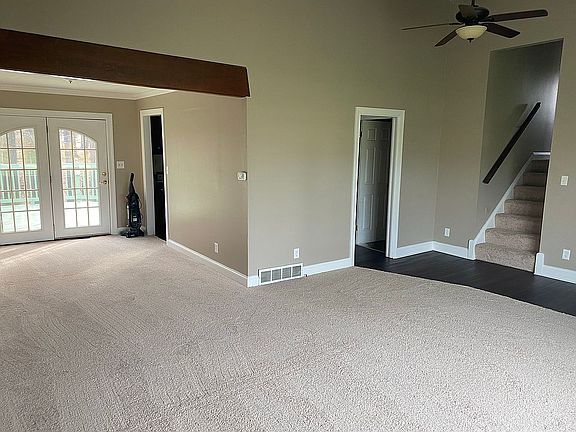 2nd image of 7035 Parkview Ave