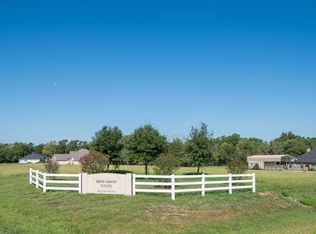 5767 Wilcox Ln, Bryan, TX 77808