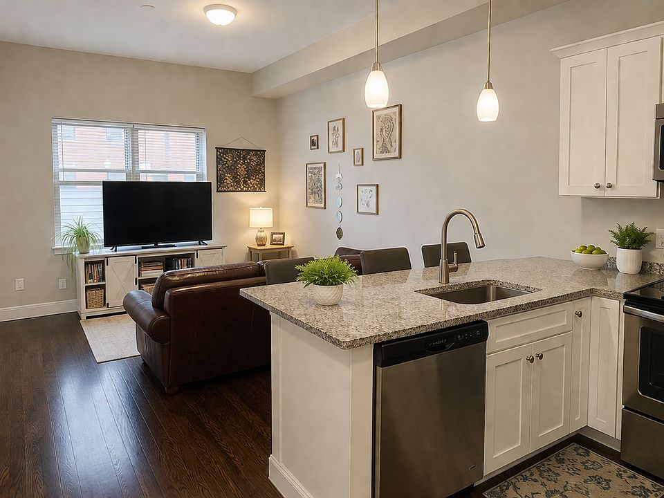 1st image of 10 Merrymount Rd APT 401