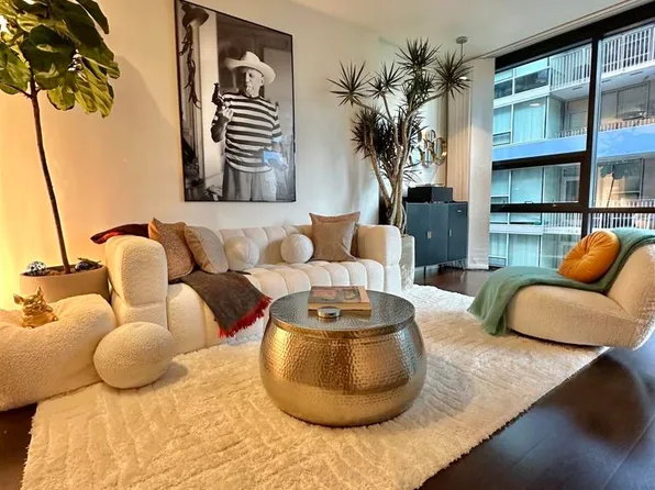 350 11th Ave Unit 528, San Diego, CA 92101