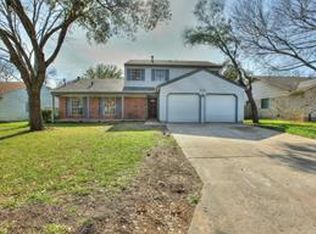 211 Woodmont Dr, Georgetown, TX 78628