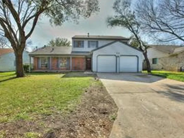 211 Woodmont Dr, Georgetown, TX 78628