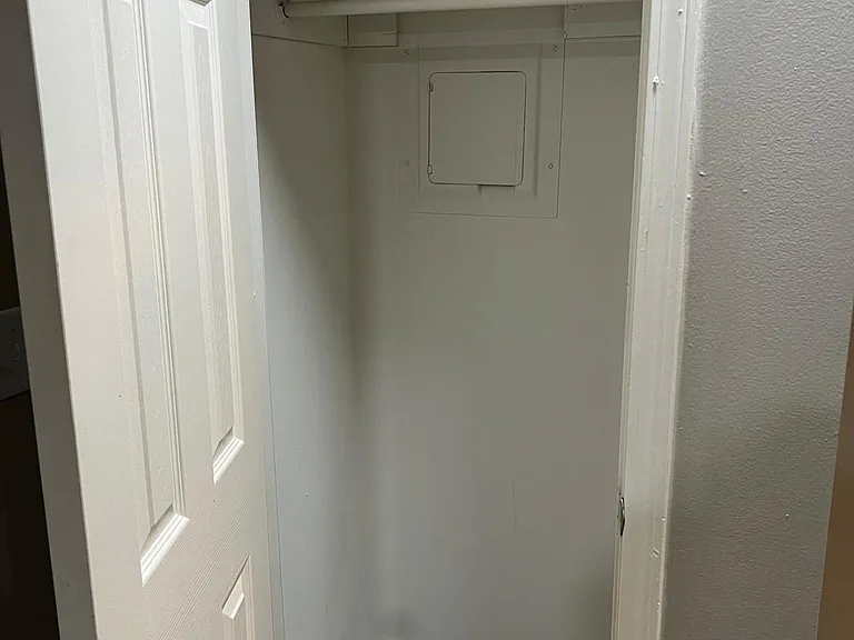 418 Windy Way — Photo 17