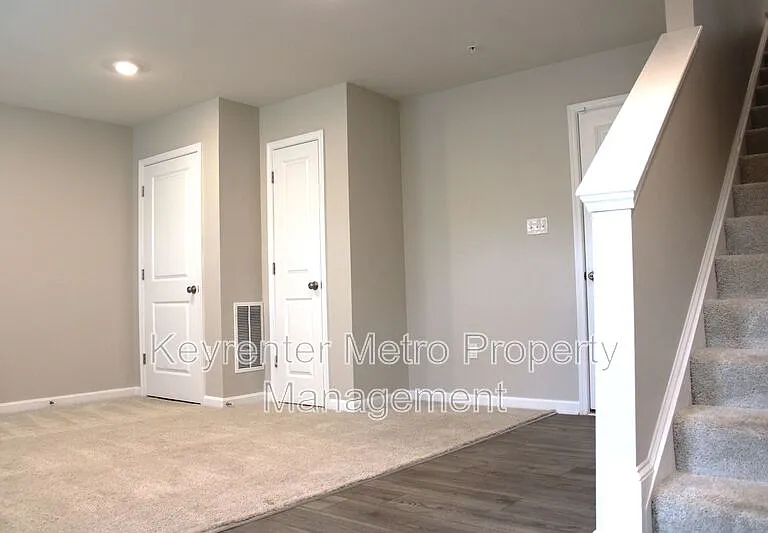 9818 Ruby Lockhart Blvd — Photo 7