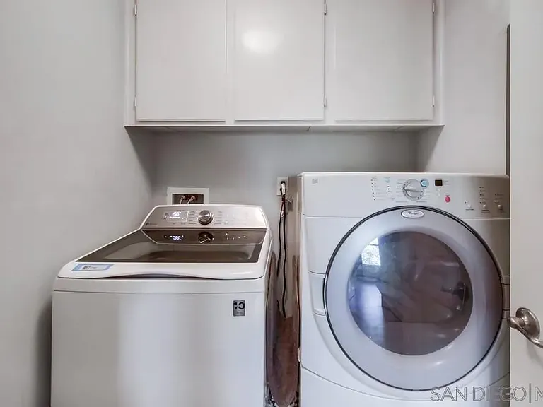 9240 Piantino Way — Photo 31
