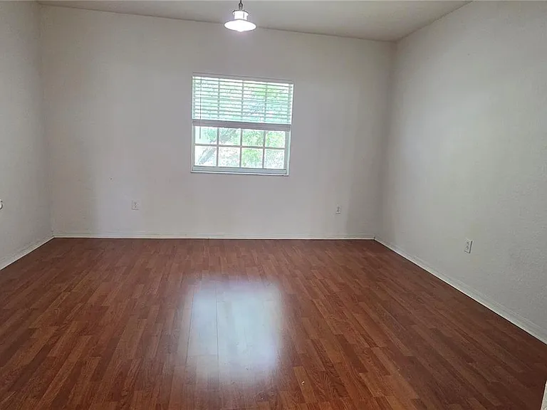 5670 NW 116th Ave #220 — Photo 5