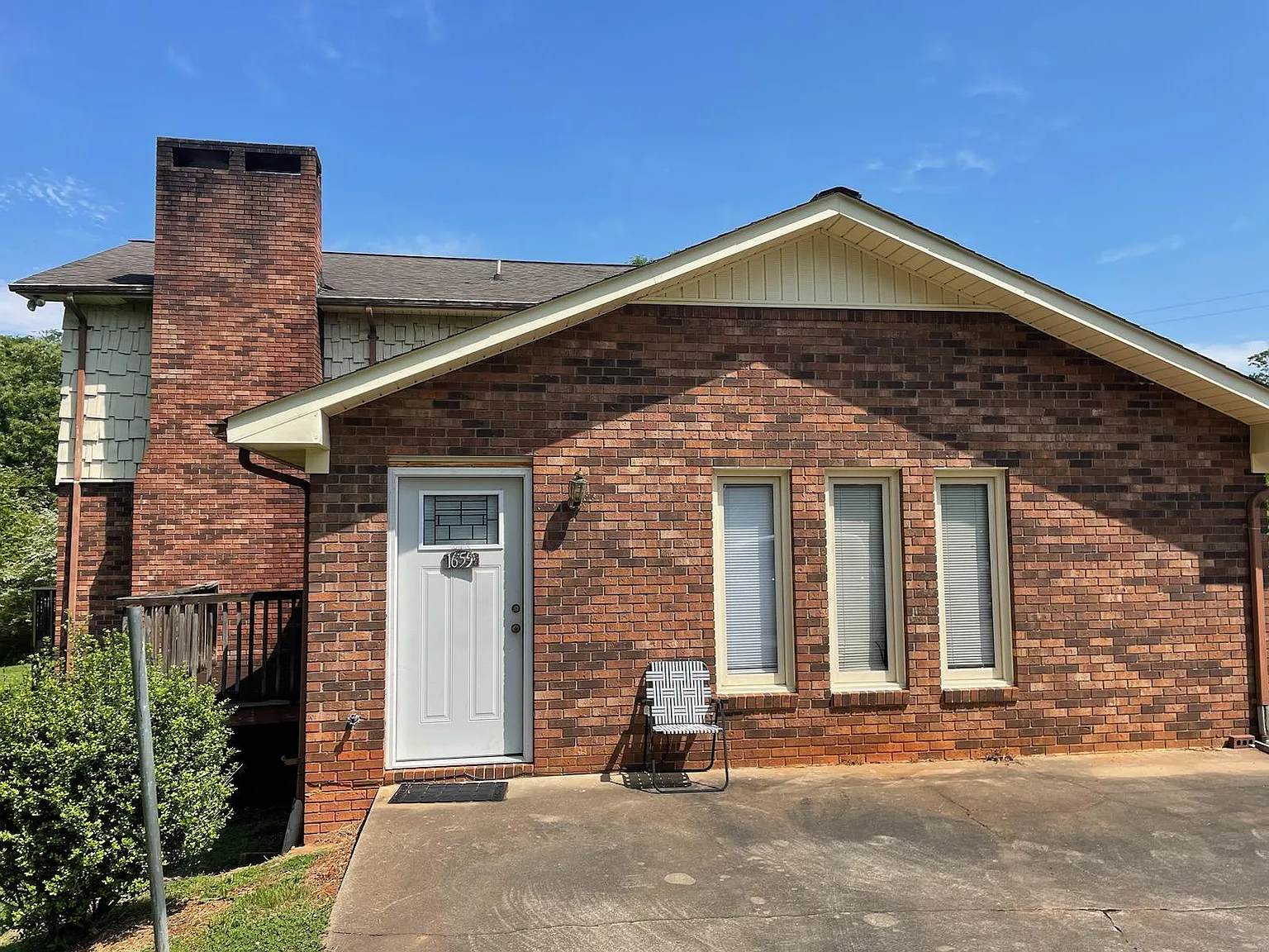 1 bed, 960 sqft, $900 — Photo 2