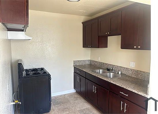 4th image of 1263 W 96th St APT 1