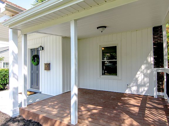 3rd image of 2029 Coker Ave
