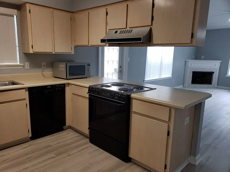 3468 Daylily Ln — Photo 10