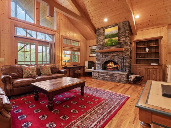 95 Cart Path, Cullowhee, NC 28723