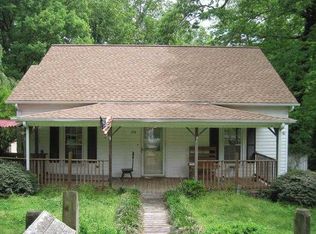 234 Short Union St, Eden, NC 27288