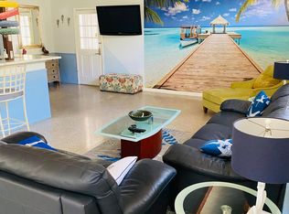 5220 Winding Way, Sarasota, FL 34242