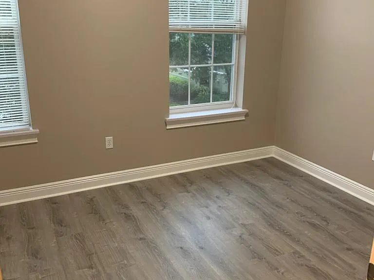 Bedroom (without furniture)